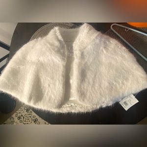 Wedding shawl wrap white Faux fur shawl / cape